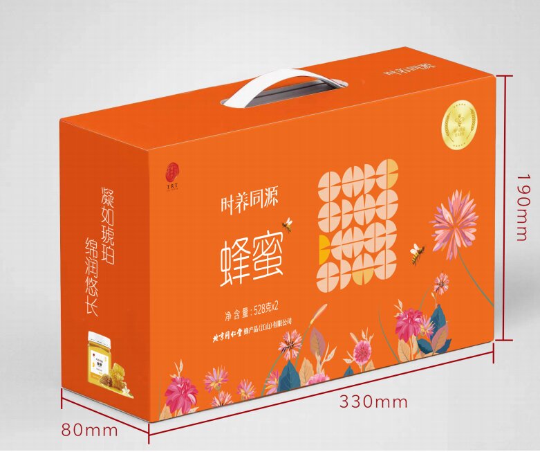时养同源 蜂蜜礼盒装 规格：528克*2 箱规：4盒/箱 保质期：24个月 北京同仁堂 时养同源 天然花蜜1056克礼盒装  （单位：盒） 北京同仁堂 时养同源 天然花蜜1056克礼盒装