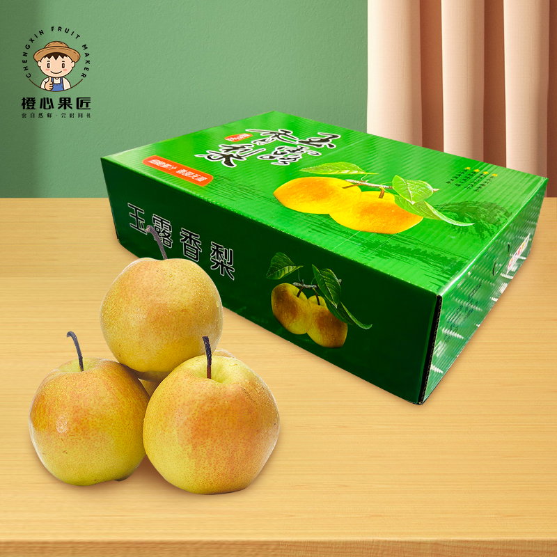 橙心果匠 整箱数量：7-8个 整箱约重：3.0kg左右（包装随机内配不变） 橙心果匠匠心单品匠心甄选精选玉露香梨整箱数量：7-8个 整箱约重：3.0kg左右（包装随机内配不变）  （单位：箱） 橙心果匠匠心单品匠心甄选精选玉露香梨整箱数量：7-8个 整箱约重：3.0kg左右（包装随机内配不变）
